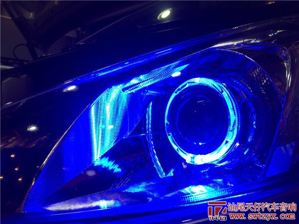 汕尾车灯改装 日产NV200大灯升级改装 天使眼 GT