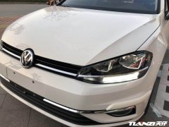 大众高尔夫7安装奥风360度无缝全景系统